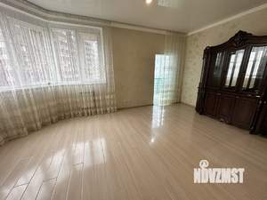 2-к квартира, вторичка, 90м2, 8/22 этаж