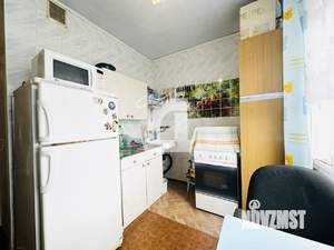 3-к квартира, вторичка, 59м2, 9/9 этаж