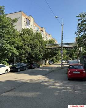 3-к квартира, вторичка, 65м2, 1/9 этаж