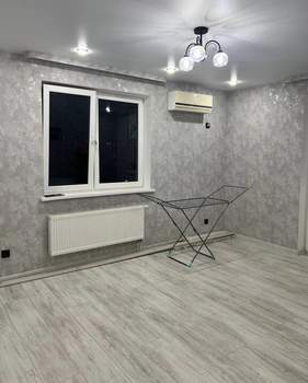 2-к квартира, вторичка, 61м2, 10/17 этаж