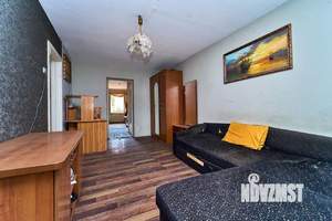 2-к квартира, вторичка, 42м2, 1/5 этаж