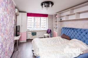 4-к квартира, вторичка, 100м2, 5/5 этаж