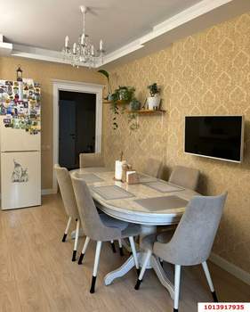 2-к квартира, вторичка, 73м2, 9/17 этаж