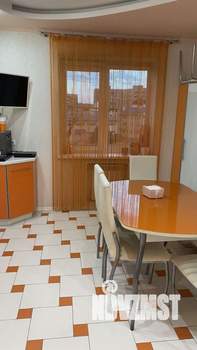 5-к квартира, вторичка, 121м2, 4/10 этаж