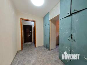 2-к квартира, вторичка, 47м2, 1/10 этаж