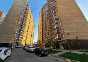 2-к квартира, вторичка, 63м2, 15/23 этаж
