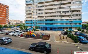 2-к квартира, вторичка, 72м2, 1/17 этаж