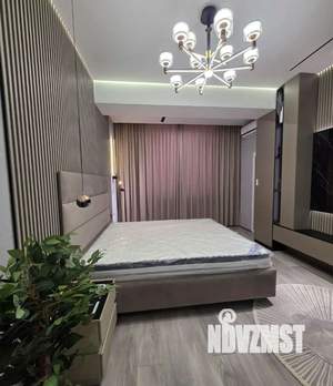 3-к квартира, вторичка, 90м2, 10/18 этаж