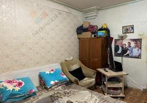2-к квартира, вторичка, 43м2, 1/1 этаж