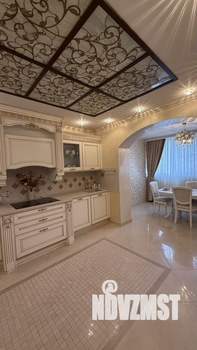 3-к квартира, вторичка, 146м2, 10/18 этаж