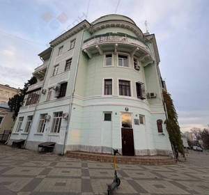 3-к квартира, вторичка, 85м2, 2/4 этаж