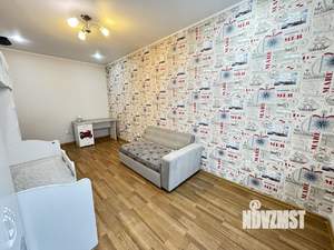 2-к квартира, вторичка, 62м2, 1/3 этаж