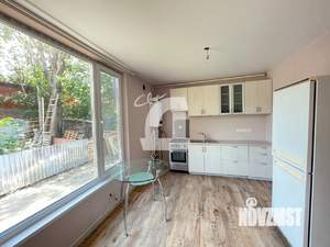 3-к квартира, вторичка, 64м2, 1/1 этаж