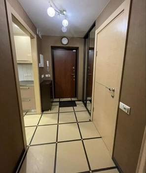 2-к квартира, вторичка, 60м2, 8/18 этаж