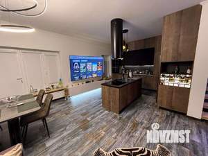 2-к квартира, вторичка, 130м2, 2/2 этаж