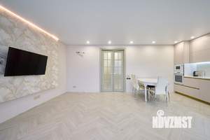 3-к квартира, вторичка, 123м2, 3/25 этаж