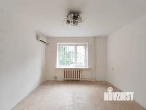 2-к квартира, вторичка, 53м2, 1/10 этаж