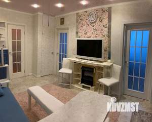 2-к квартира, вторичка, 35м2, 1/4 этаж