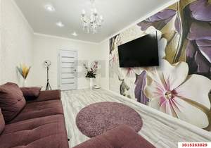 2-к квартира, вторичка, 63м2, 1/17 этаж