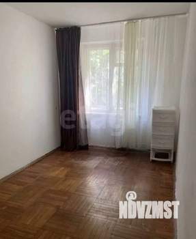 3-к квартира, вторичка, 61м2, 1/5 этаж