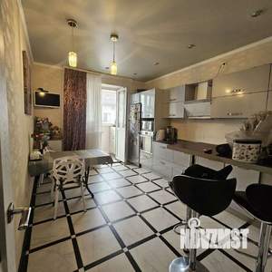 2-к квартира, вторичка, 62м2, 3/3 этаж