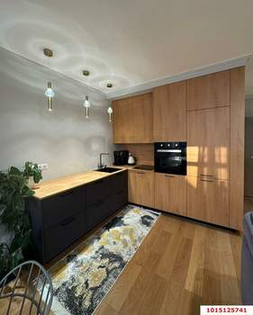 2-к квартира, вторичка, 70м2, 10/16 этаж