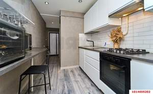 3-к квартира, вторичка, 80м2, 1/5 этаж