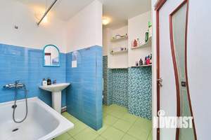 2-к квартира, вторичка, 61м2, 10/16 этаж