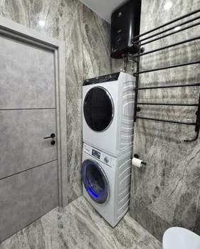 2-к квартира, вторичка, 63м2, 18/22 этаж