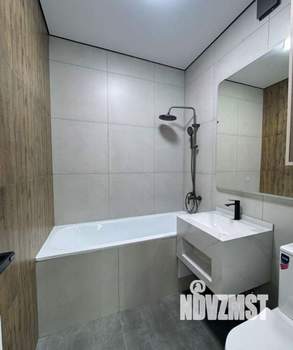 2-к квартира, вторичка, 65м2, 4/17 этаж