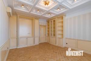 4-к квартира, вторичка, 250м2, 11/11 этаж