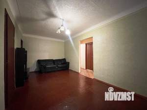 2-к квартира, вторичка, 42м2, 1/5 этаж