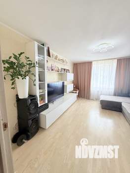 3-к квартира, вторичка, 74м2, 9/10 этаж