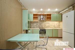 3-к квартира, вторичка, 110м2, 2/19 этаж