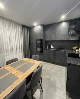 2-к квартира, вторичка, 66м2, 9/16 этаж