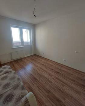 2-к квартира, вторичка, 58м2, 12/18 этаж