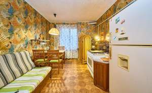 4-к квартира, вторичка, 127м2, 2/4 этаж