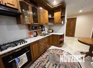 6-к квартира, вторичка, 111м2, 1/9 этаж