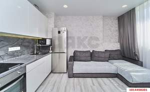 2-к квартира, вторичка, 55м2, 1/19 этаж