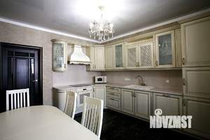 3-к квартира, вторичка, 108м2, 10/17 этаж
