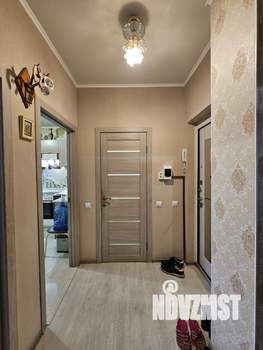 2-к квартира, вторичка, 56м2, 1/4 этаж