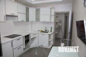 2-к квартира, вторичка, 60м2, 8/24 этаж