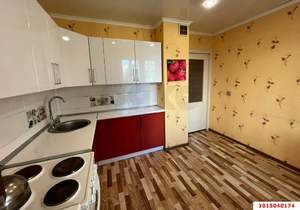 2-к квартира, вторичка, 63м2, 2/18 этаж