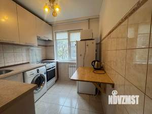2-к квартира, вторичка, 48м2, 3/5 этаж