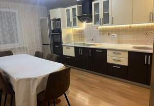 2-к квартира, вторичка, 75м2, 8/14 этаж