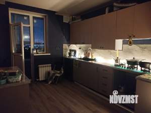 2-к квартира, вторичка, 63м2, 5/8 этаж