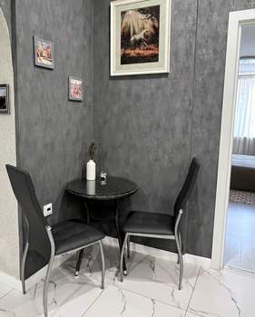 4-к квартира, вторичка, 97м2, 1/9 этаж