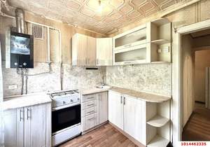 2-к квартира, вторичка, 44м2, 1/4 этаж