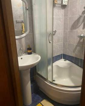 3-к квартира, вторичка, 61м2, 1/5 этаж