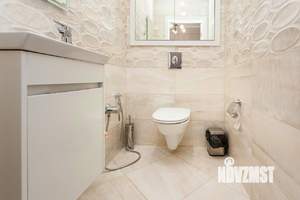 3-к квартира, вторичка, 100м2, 10/25 этаж